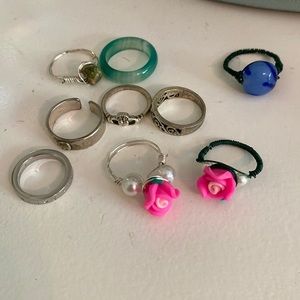 🌸4 for $15🌸 bundle of 9 rings